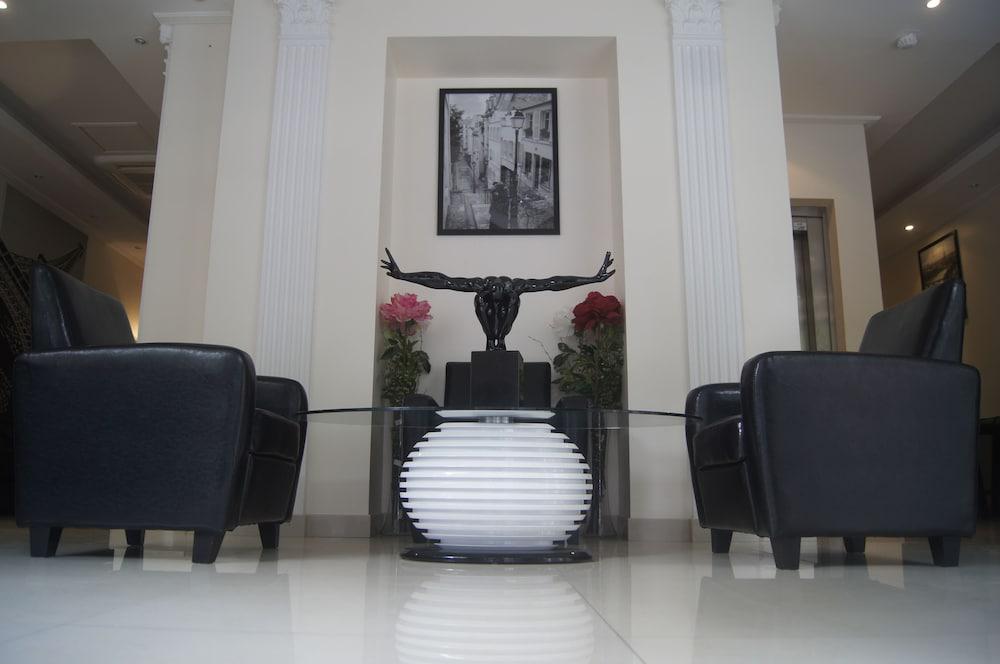 Reception hall