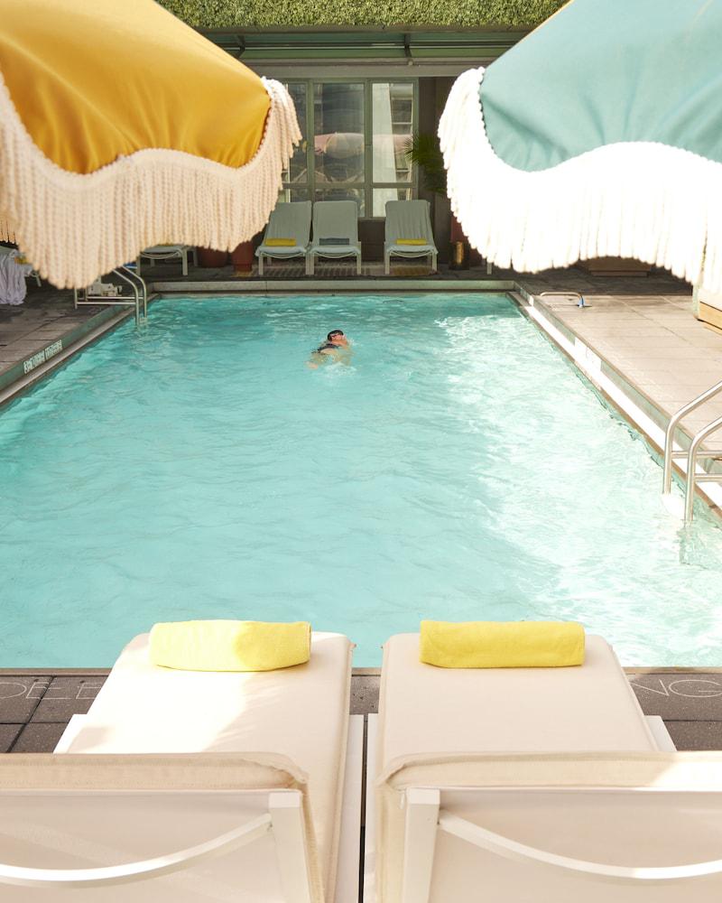 Rooftop pool